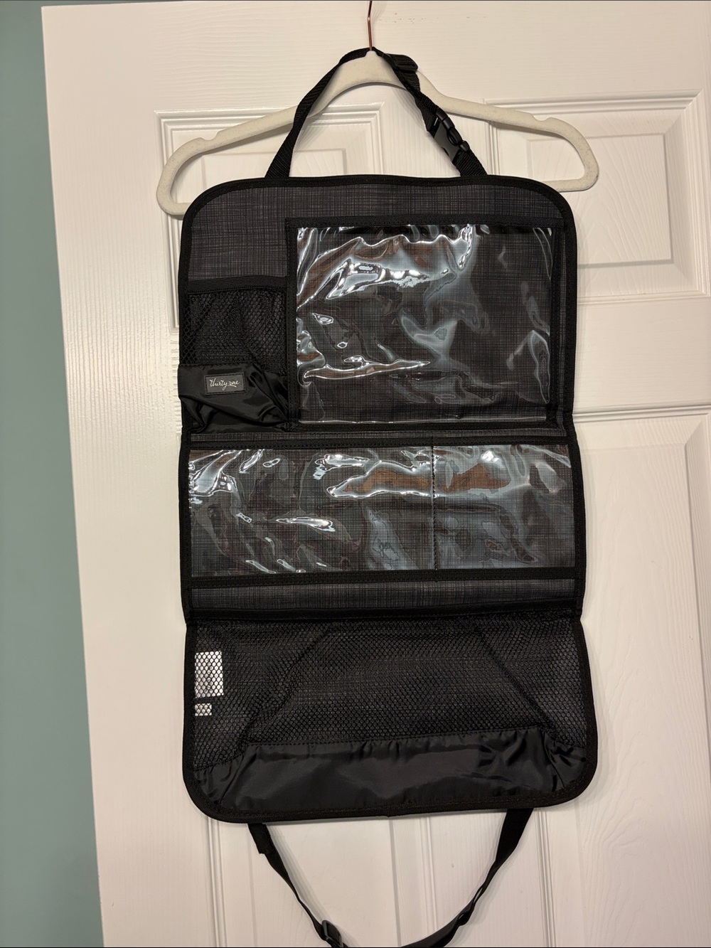thirty-one Black Hang-Up Activity Organizer